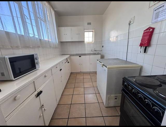 BUSINESS FOR SALE IN BRIXTON